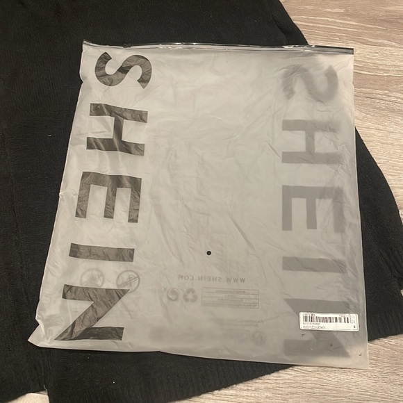 NWT Shein Long Sweater - Picture 6 of 6